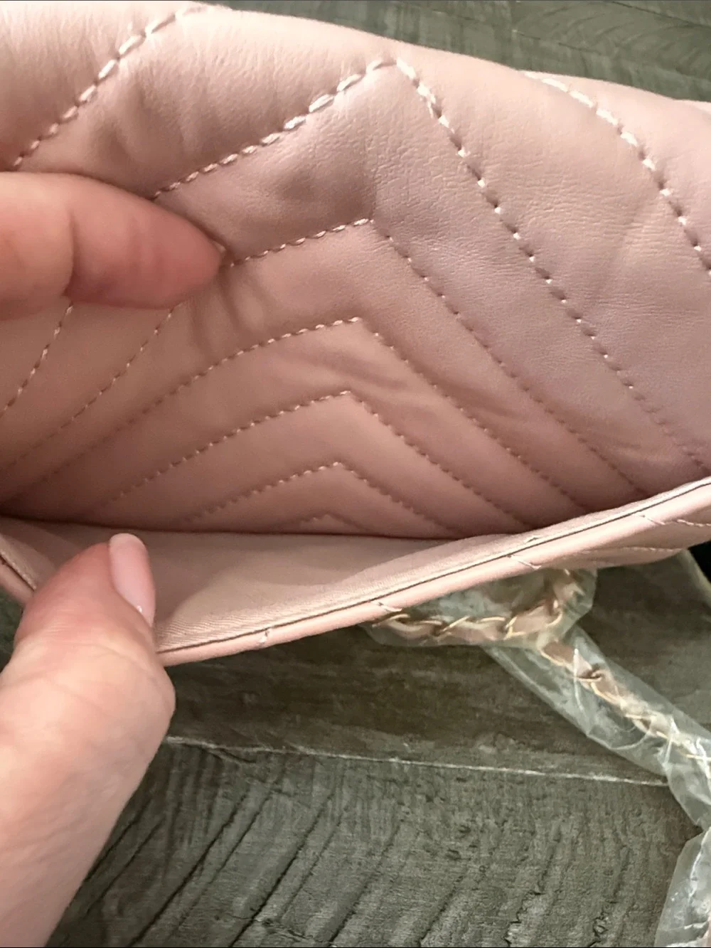 Badgley Mischka Dusty Pink Chevron Quilted Crossbody - Vegan Leather - New!!